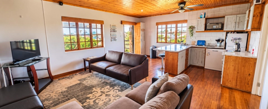 6 Bedroom Property for Sale in Franskraal Western Cape